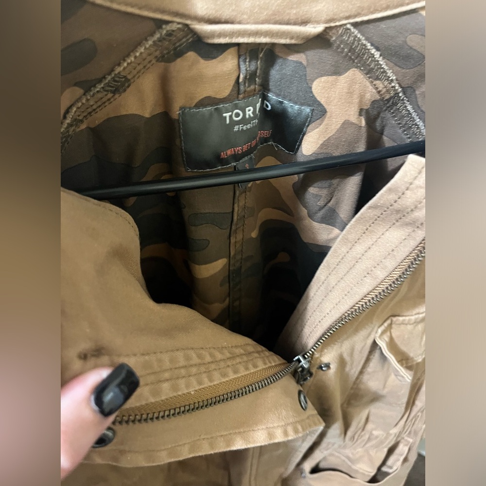 Torrid Anorak Jacket 🧥 - Picture 6 of 9